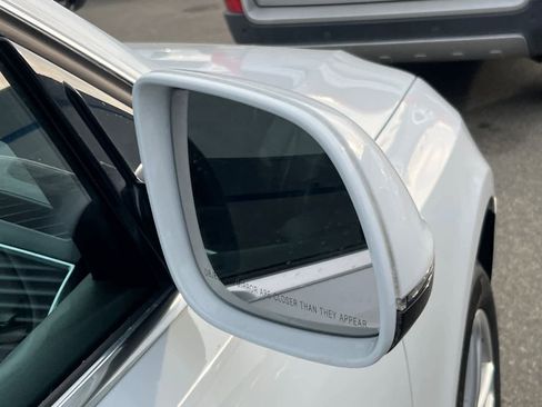 Used 2016 Audi Q5 2.0T Premium w/ Audi MMI Navigation Plus image 16