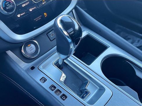 Used 2021 Nissan Murano SL w/ SL Moonroof Package image 17