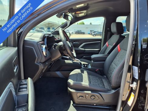 Used 2023 Chevrolet Colorado Z71 w/ Z71 Convenience Package 2 AWD/4WD image 18