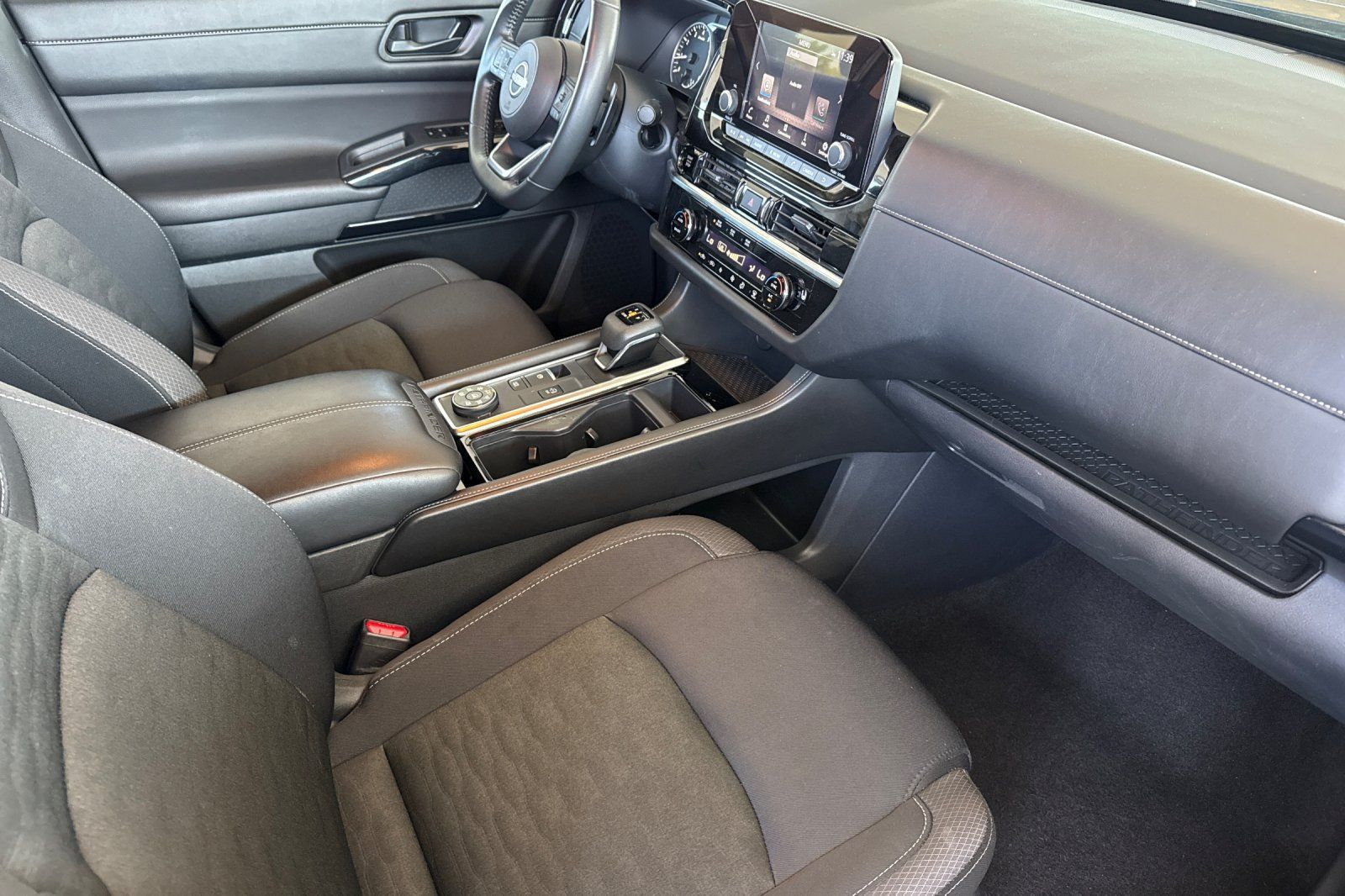 Certified 2025 Nissan Pathfinder SV AWD/4WD image 21