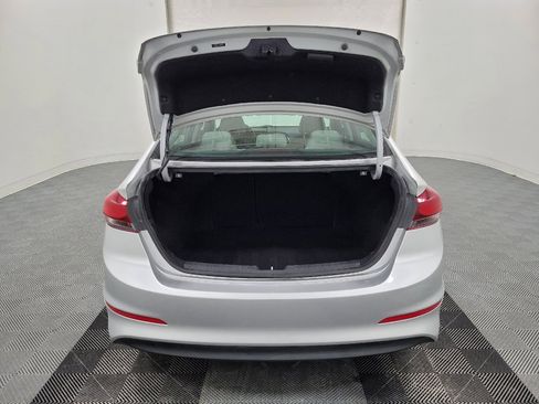 Used 2018 Hyundai Elantra SEL image 29