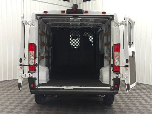 Used 2025 RAM ProMaster 2500 w/ U-Haul Equipment Group FWD image 24