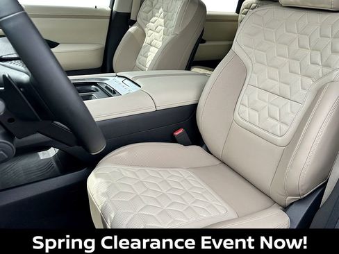 New 2025 Nissan Armada Platinum w/ Convenience Package image 17