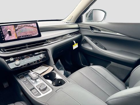 Certified 2026 INFINITI QX60 Luxe w/ Cargo Package FWD image 26