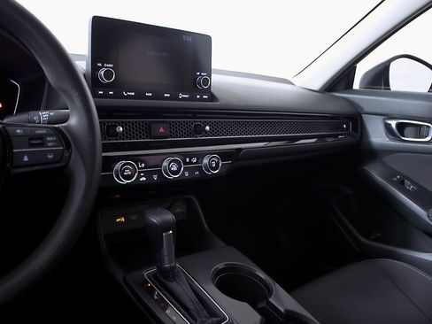 Used 2024 Honda Civic LX image 29
