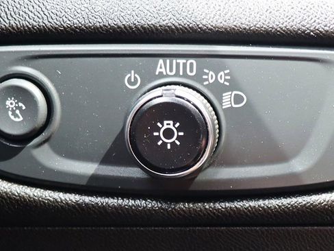 Used 2024 Chevrolet Malibu LT FWD image 41