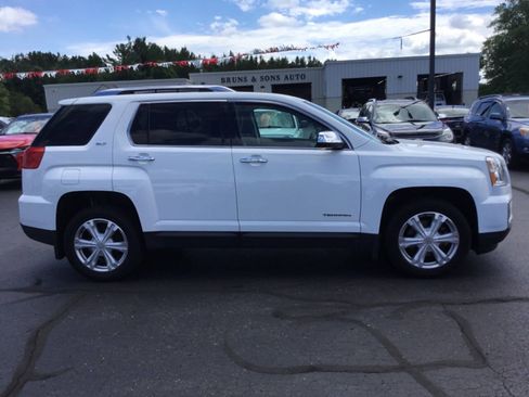 Used 2016 GMC Terrain SLT w/ Driver Alert Package I AWD/4WD image 6