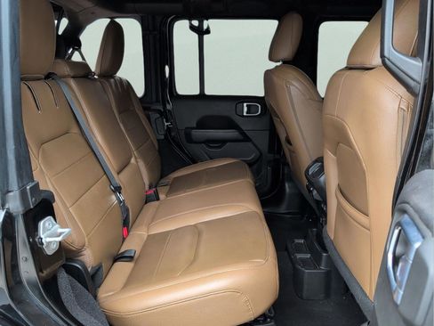 Used 2021 Jeep Wrangler Unlimited Sahara w/ Safety Group image 33