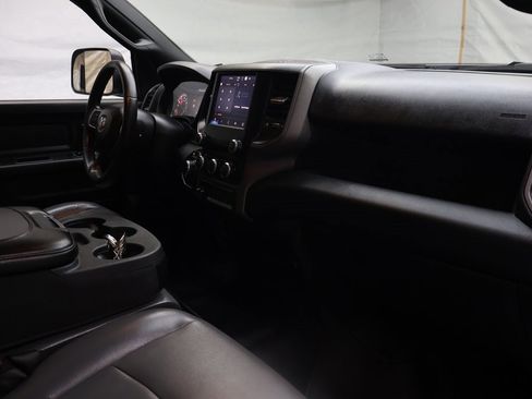 Used 2022 RAM 3500 Tradesman w/ Chrome Appearance Group image 11