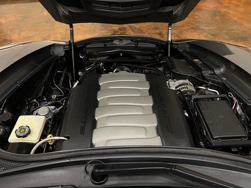 Used 2015 Chevrolet Corvette STINGRAY 2LT w/ 2LT Preferred Equipment Group image 43