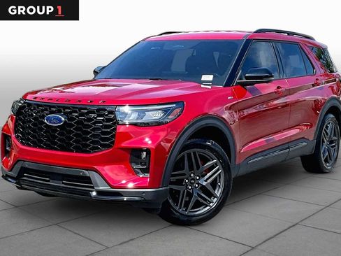 Used 2025 Ford Explorer ST-Line w/ Premium Package RWD image 1