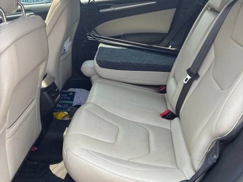Used 2015 Ford Fusion Titanium FWD image 7