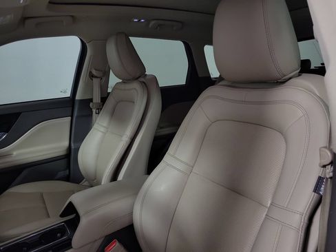 Certified 2022 Lincoln Corsair FWD w/ Premium Package image 19