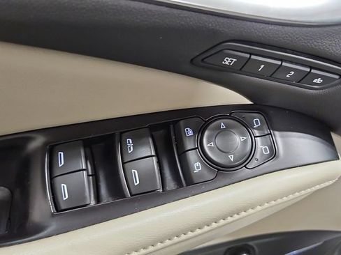 Used 2018 Buick Enclave Premium w/ Experience Buick Package AWD/4WD image 12