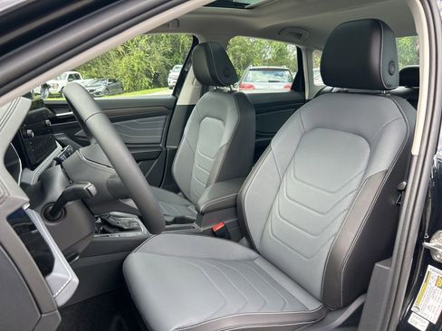 New 2026 Volkswagen Jetta SEL image 15