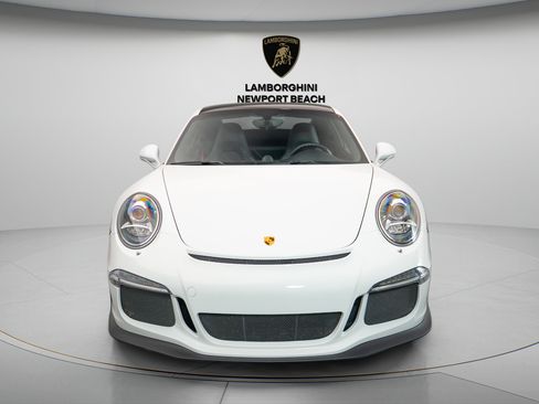 Used 2014 Porsche 911 GT3 RWD image 2