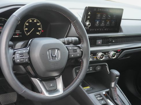 Used 2025 Honda CR-V Sport Touring image 9