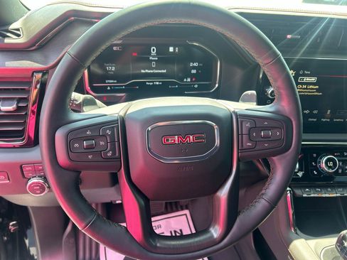 Used 2024 GMC Sierra 1500 AT4 w/ Technology Package AWD/4WD image 16
