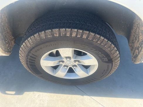 Used 2019 RAM 1500 Classic SLT RWD image 14
