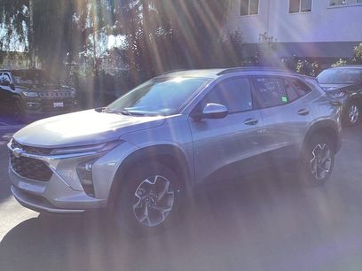 Used 2025 Chevrolet Trax LT w/ LT Convenience Package