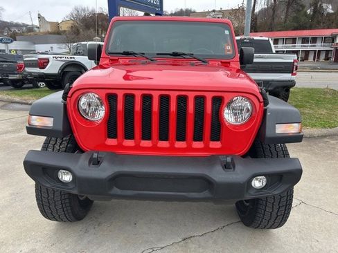 Used 2019 Jeep Wrangler Sport w/ Quick Order Package 28S image 2