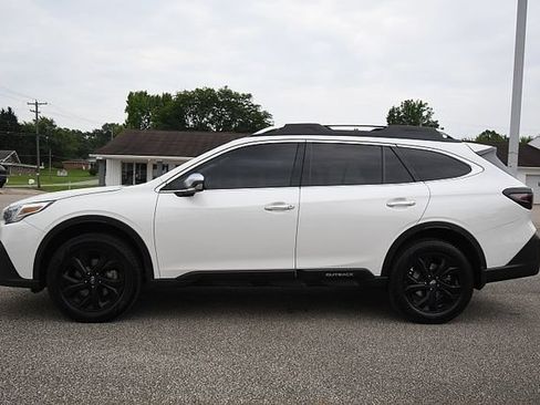 Used 2021 Subaru Outback Touring w/ Popular Package #2 AWD/4WD image 4