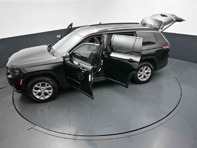 Used 2023 Jeep Grand Cherokee L Limited AWD/4WD image 51