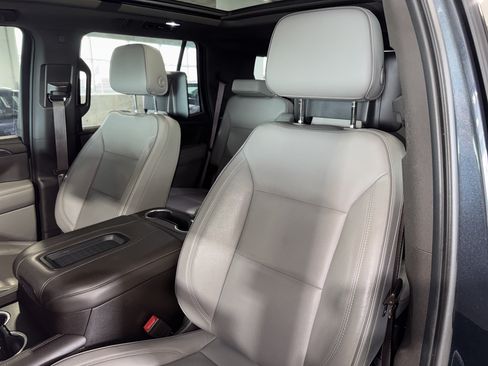 Used 2021 GMC Yukon SLT w/ SLT Luxury Plus Package RWD image 36