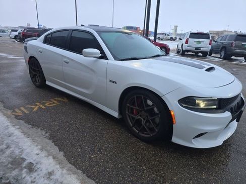 Used 2018 Dodge Charger R/T image 4