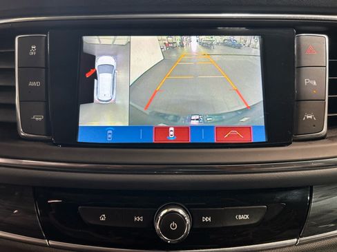 Used 2018 Buick Enclave Premium w/ Experience Buick Package AWD/4WD image 5