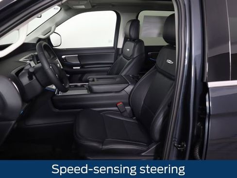 New 2025 Ford Expedition Max Platinum w/ Driver's Package image 30