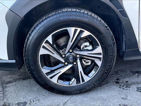 Certified 2025 Subaru Crosstrek 2.0i Premium image 17