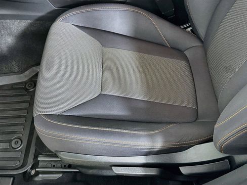 Used 2018 Subaru Crosstrek 2.0i Premium AWD/4WD image 19