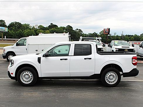 Used 2025 Ford Maverick XL w/ Equipment Group 102A AWD/4WD image 6