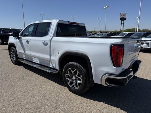 New 2026 GMC Sierra 1500 SLT image 7