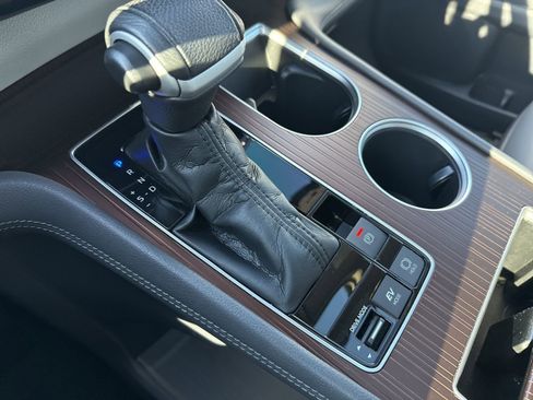 Used 2021 Toyota Sienna XLE image 22