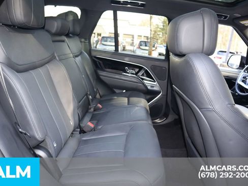 Used 2023 Land Rover Range Rover SE image 27