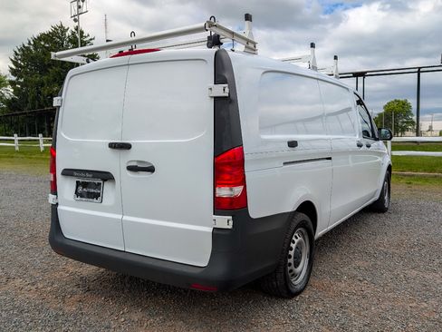 Used 2022 Mercedes-Benz Metris image 5