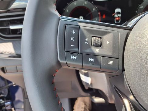 New 2025 Nissan Kicks SR w/ Illumination Package image 18