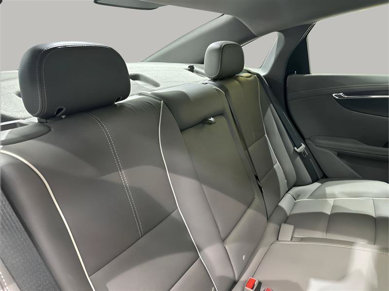 Used 2018 Chevrolet Impala Premier w/ Premier Confidence Package FWD image 22