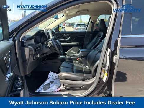 Used 2023 Lincoln Corsair AWD image 19