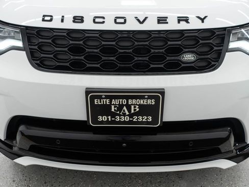 Used 2024 Land Rover Discovery Dynamic SE image 52