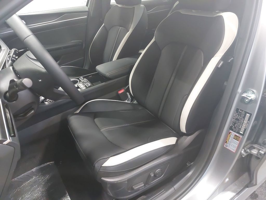New 2026 Kia K5 GT-Line w/ GT-Line Premium Package AWD/4WD image 14