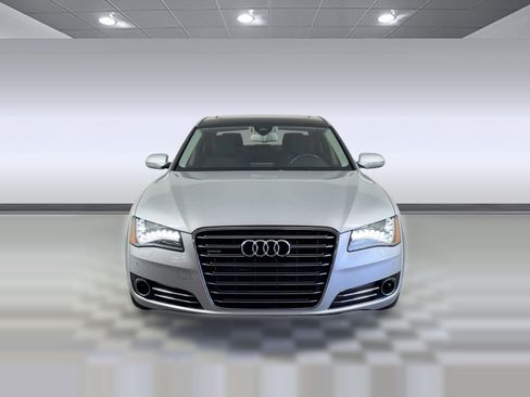 Used 2012 Audi A8 L 4.2 image 6