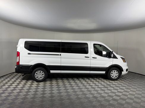 Used 2024 Ford Transit 350 XLT image 4
