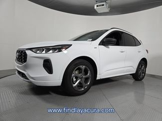 Used 2023 Ford Escape ST-Line w/ Tech Pack #1 AWD/4WD video 2