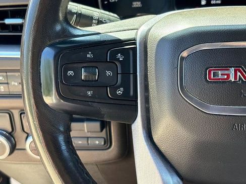 Used 2021 GMC Yukon XL SLT w/ SLT Luxury Plus Package RWD image 20
