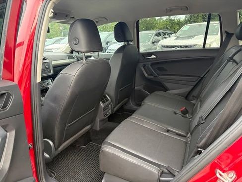 Used 2019 Volkswagen Tiguan SE AWD/4WD image 20