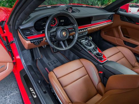 Used 2024 Porsche 911 GT3 RWD image 15