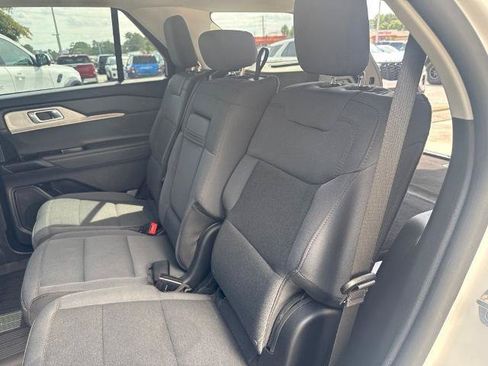 Certified 2026 Ford Explorer Active RWD image 25